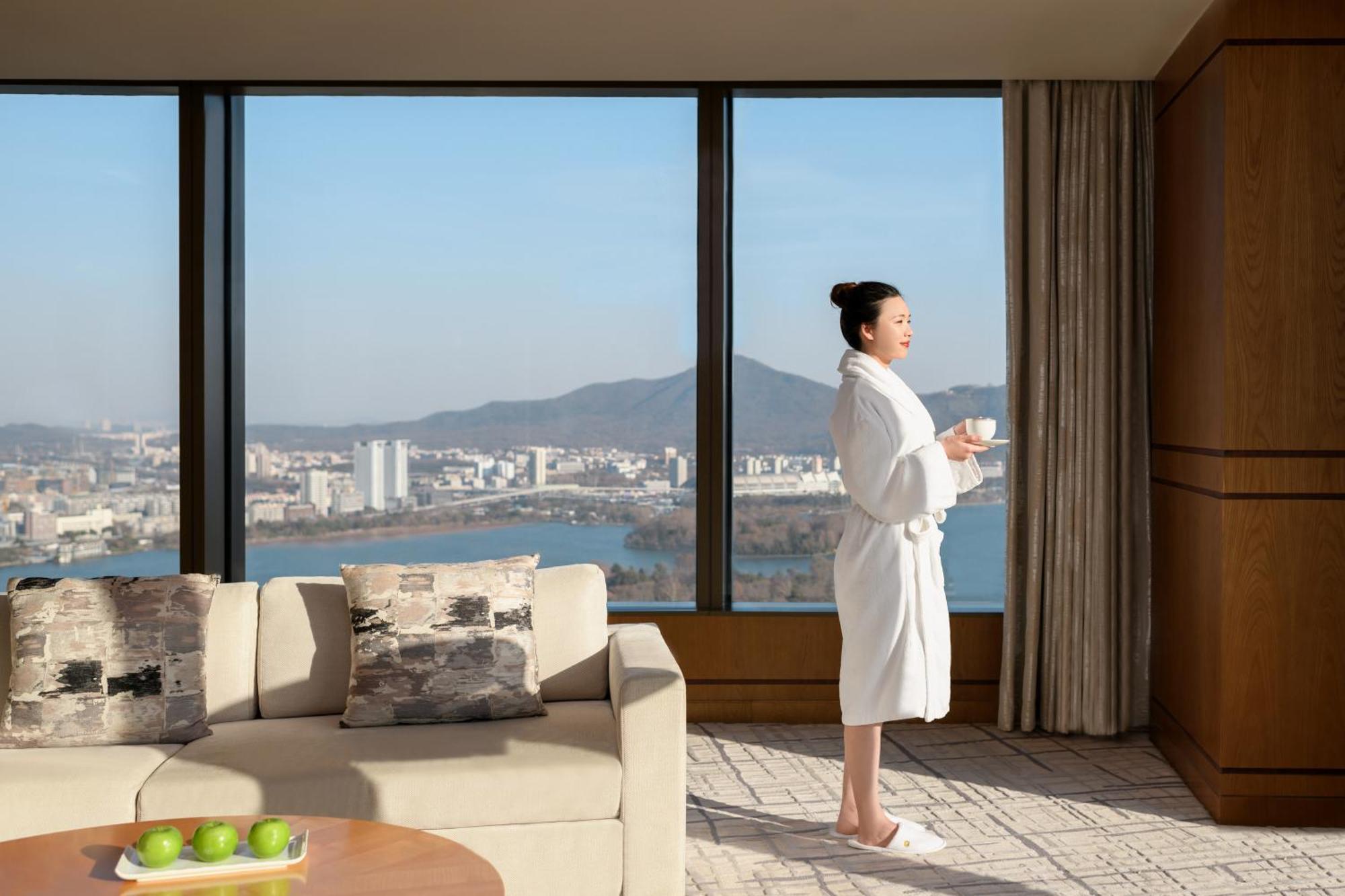 Shangri-la Nanjing 5* Нанкин