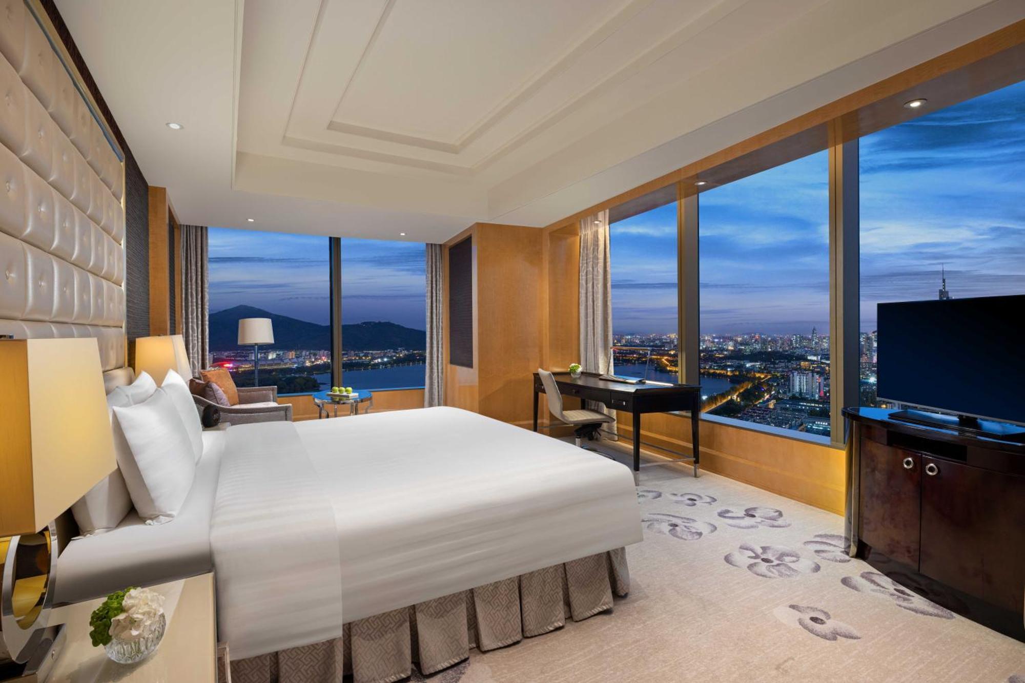 Отель Shangri-la Nanjing Нанкин