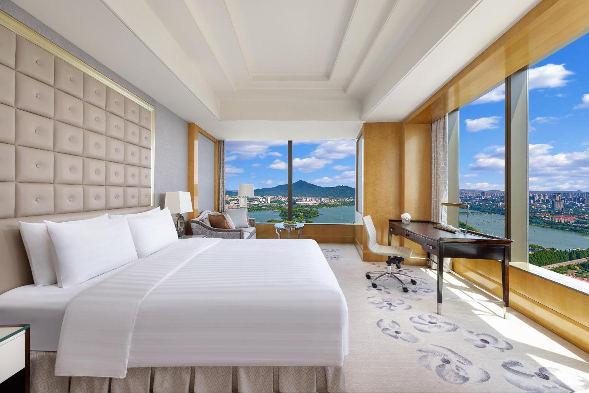 Shangri-la Nanjing Отель Нанкин